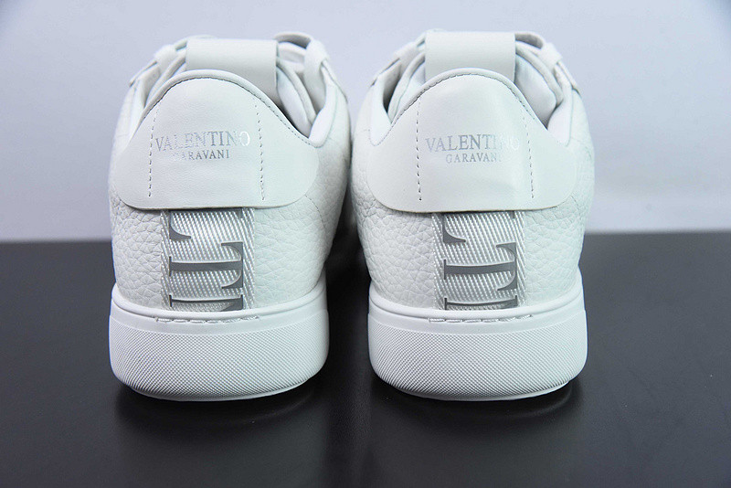 valentino sneaker
