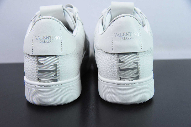 valentino sneaker
