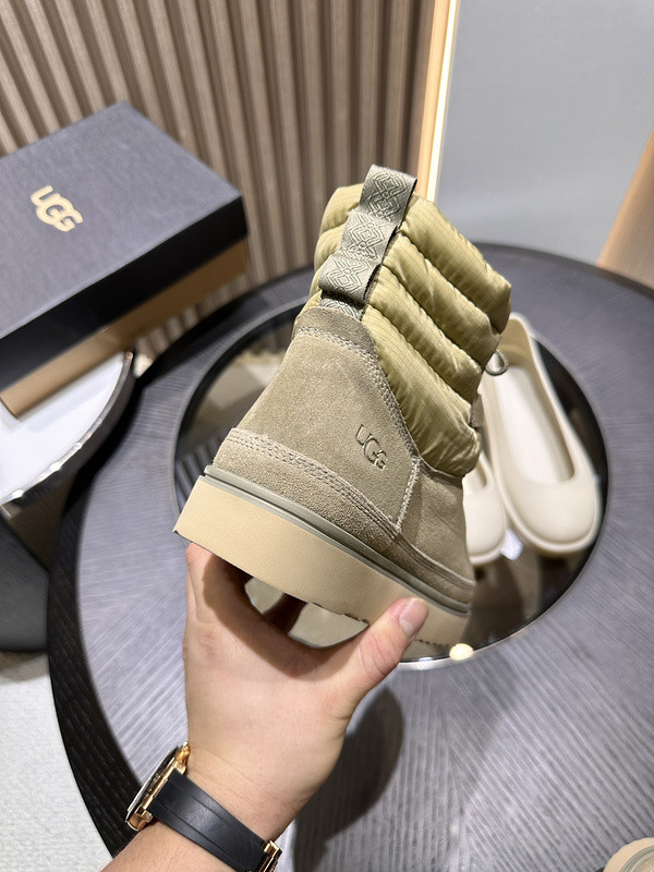 UGG
