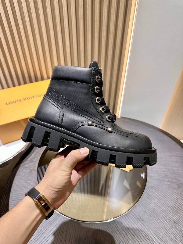 LVT BOOTS
