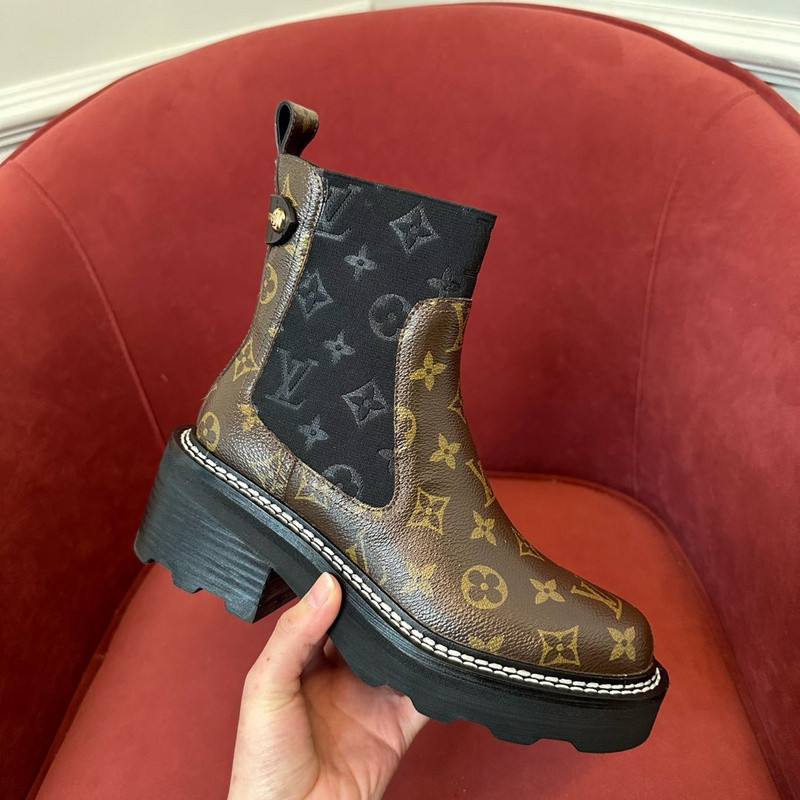 LVT BOOTS