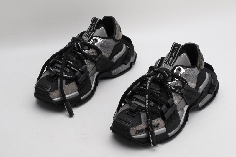dg sneaker