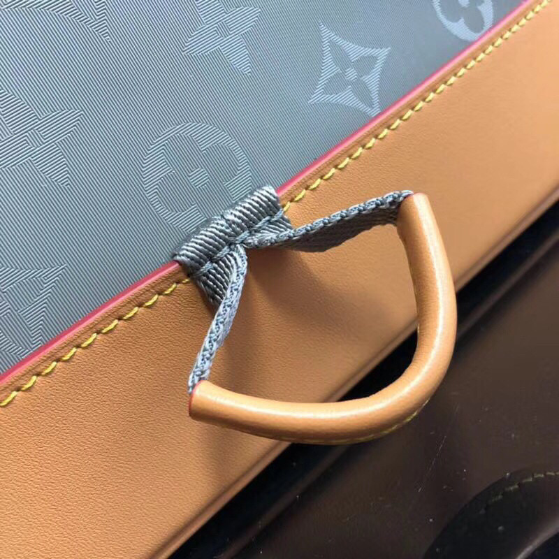 LVT PURSE