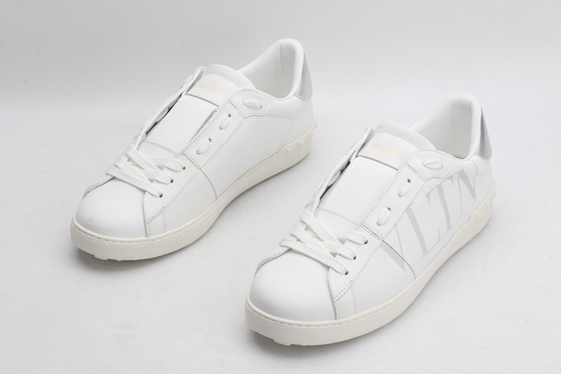 valentino garavani sneaker