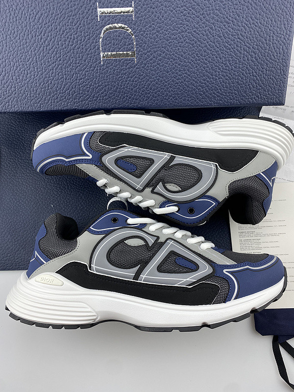 dio* sneaker