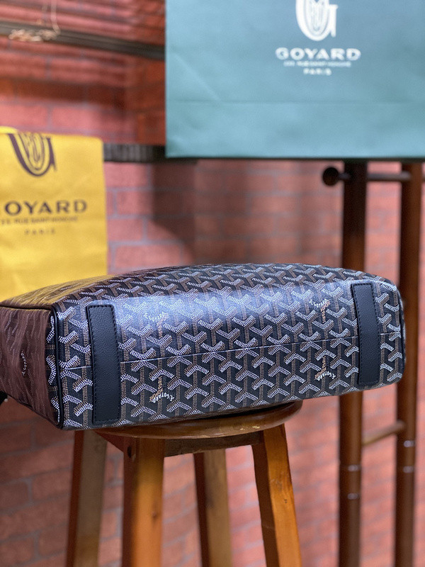 GOYARD PURSE