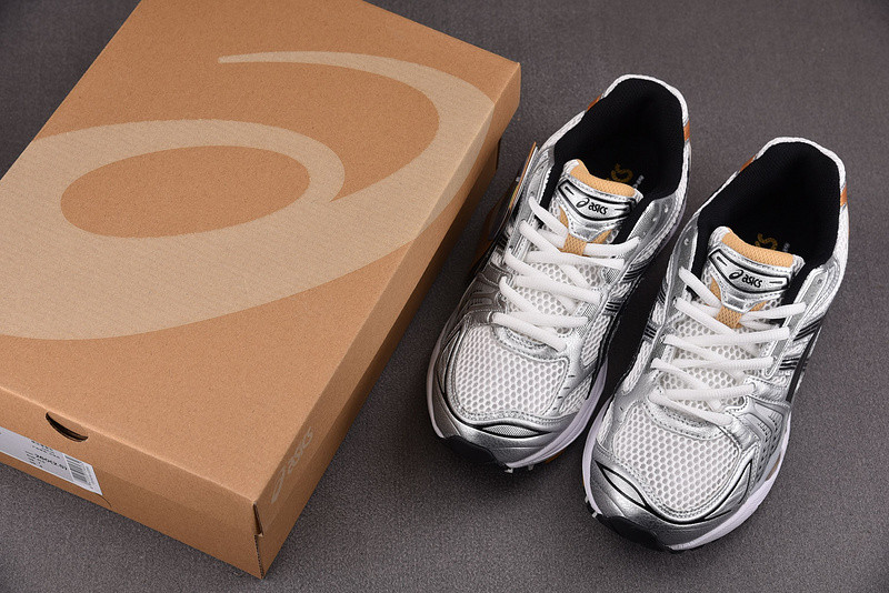 As*ic*s gel kayano 14 