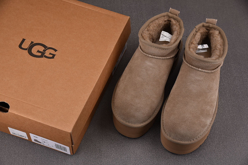 UGG