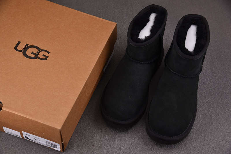 UGG