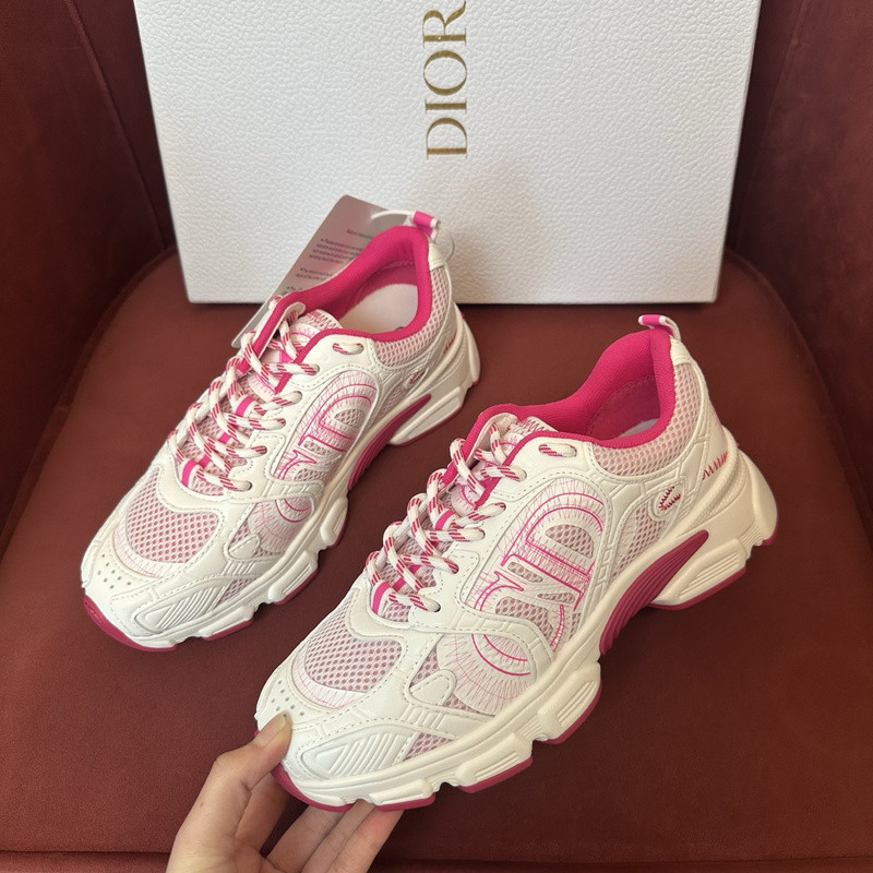 DIO* SNEAKER