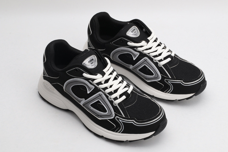 dio* sneaker