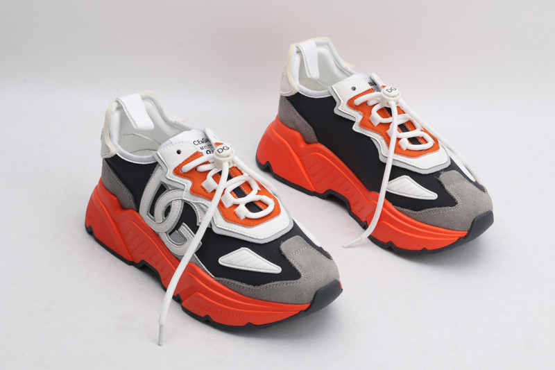 dg sneaker