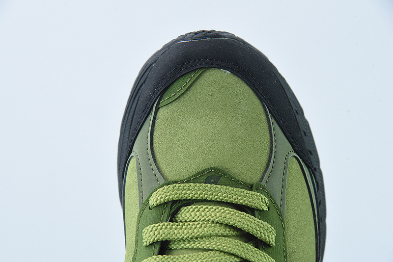 new balance sneaker