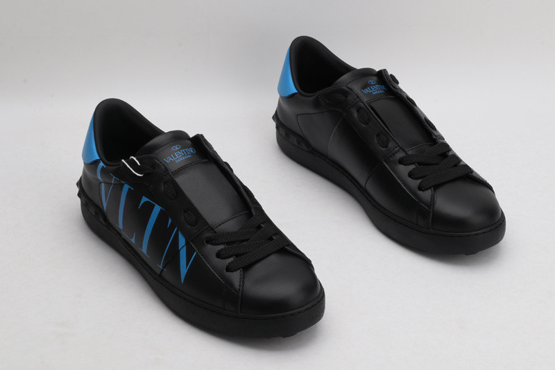 valentino garavani sneaker