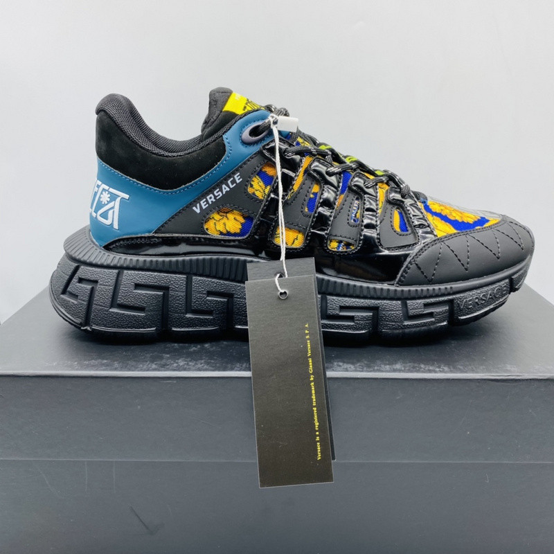 vs chain reaction sneakers