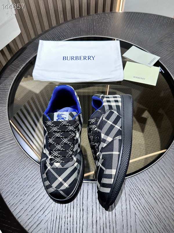 B**rry sneaker