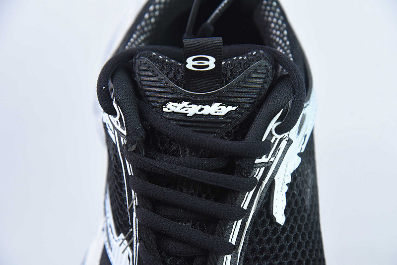 BC XL SNEAKERS