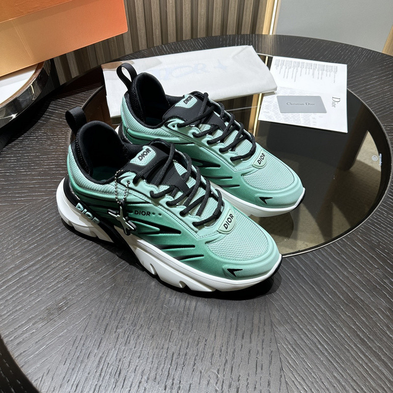 DIO* SNEAKER