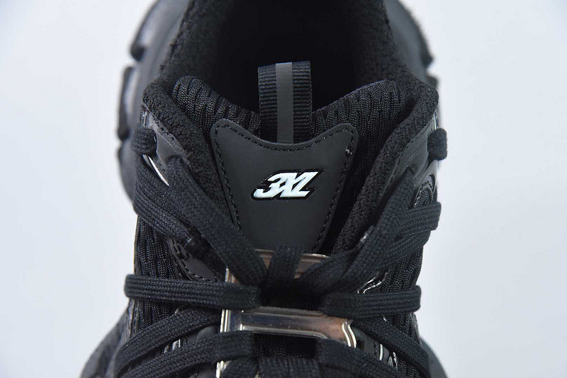 BC 3XL SNEAKER