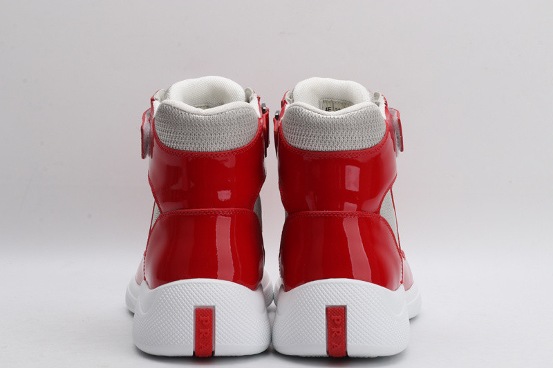 pr sneaker