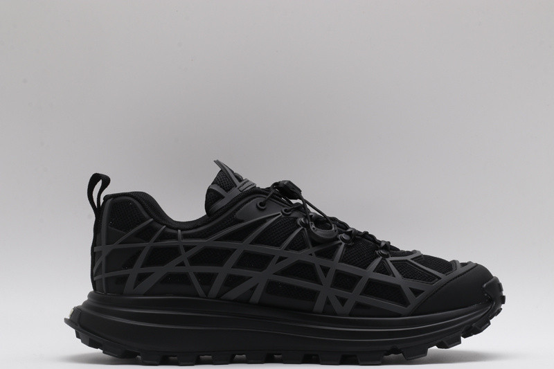 dio* sneaker