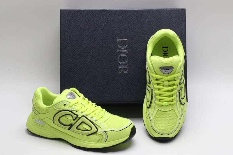 dio* sneaker
