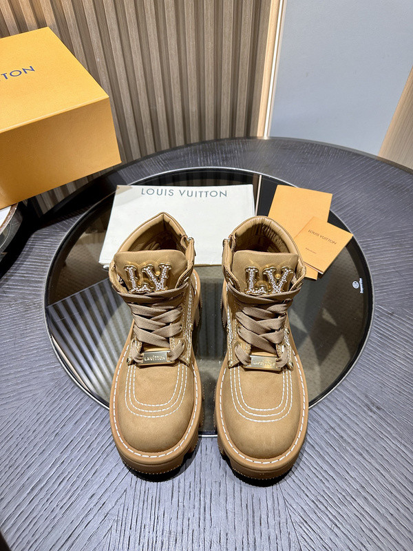 LVT BOOTS