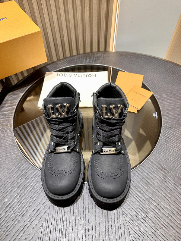 LVT BOOTS