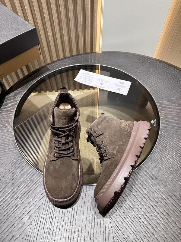 UGG