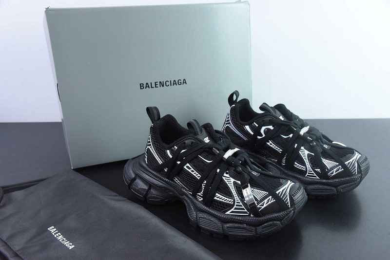 BC 3XL SNEAKER