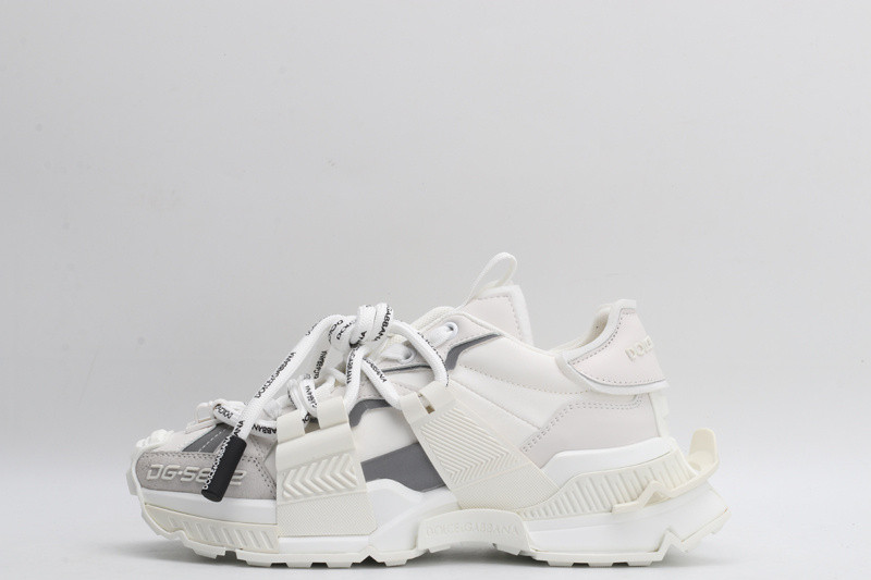 dg sneaker