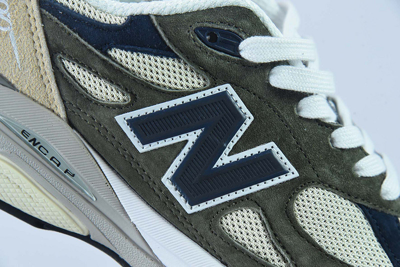 new balance sneaker