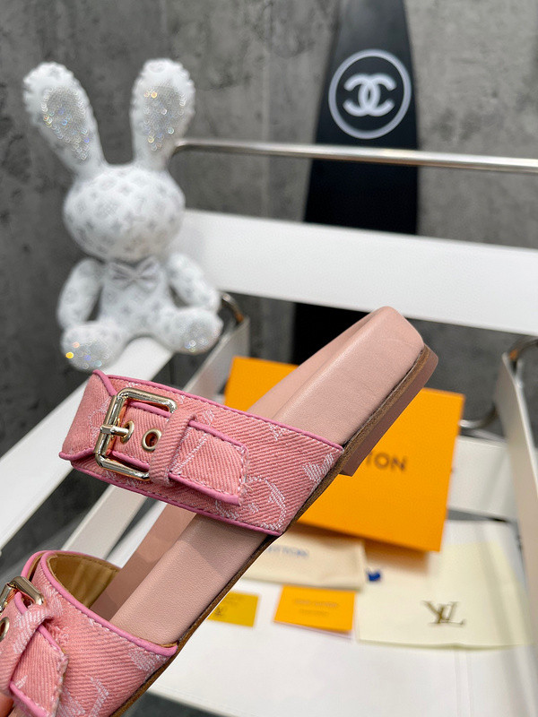 lvt sandals