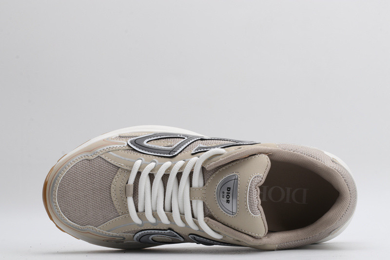 dio* sneaker