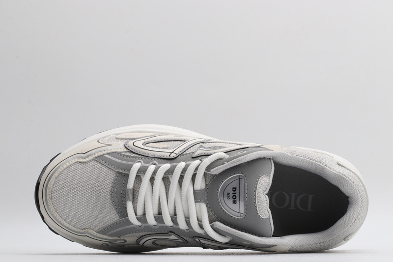 dio* sneaker