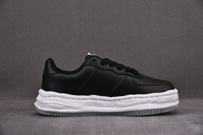 Ma*s*n mihara yasuhiro sneaker