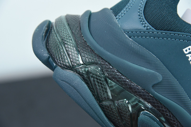 bc triple s trainer
