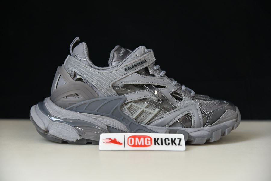 bc track sneaker