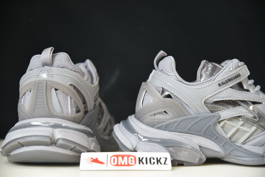 bc track sneaker