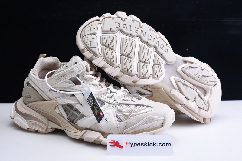 bc track sneaker