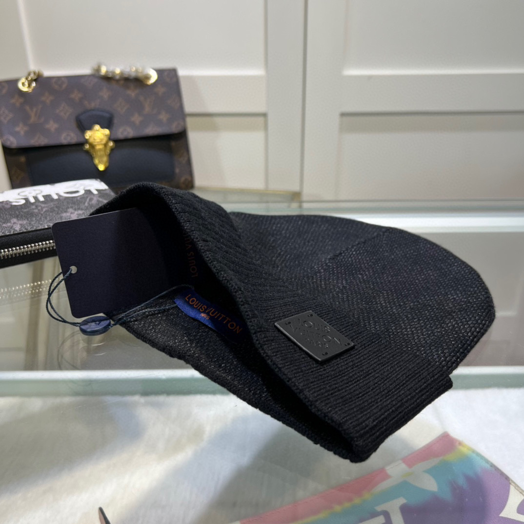 lvt Hat
